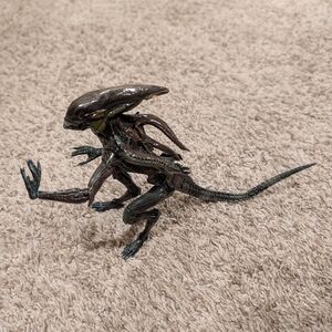 NECA Alien Spitter From Alien's Fireteam Elite
